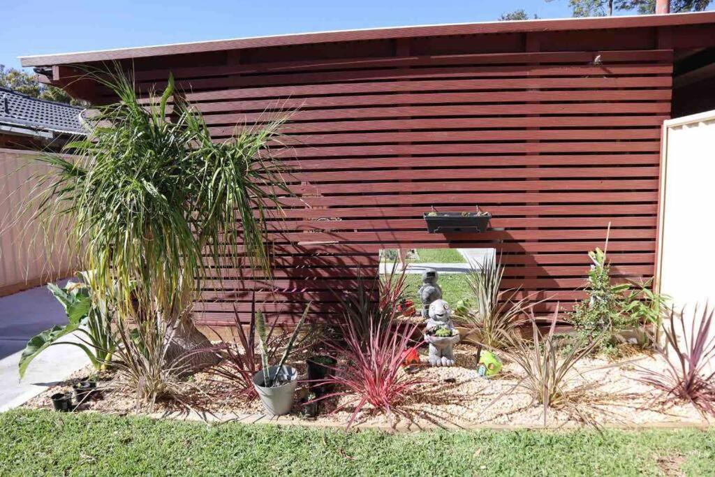 Lakeside Residence Raymond Terrace Exterior photo