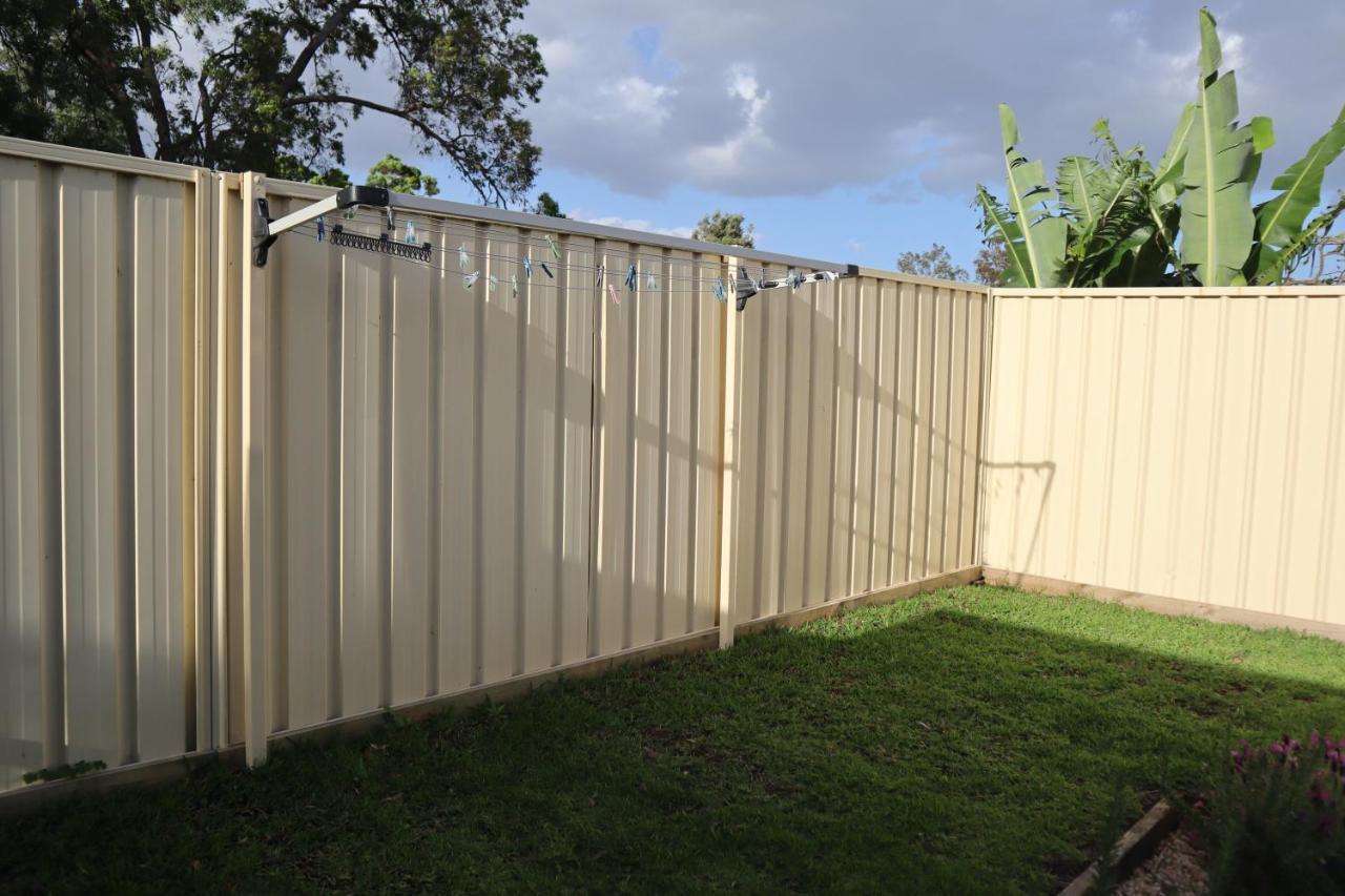 Lakeside Residence Raymond Terrace Exterior photo